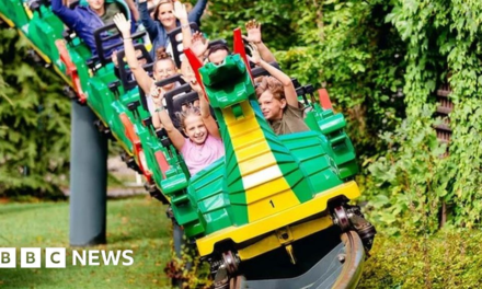 Legoland: Rollercoaster crash at Germany resort injures 31 – BBC