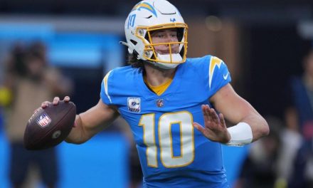 Cardinals vs. Chargers odds, picks, how to watch, live stream: Model reveals 2022 Week 12 NFL predictions – CBS Sports
