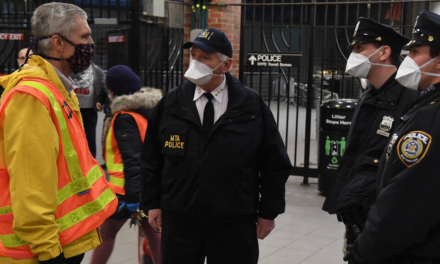 Woman Arrested After Fattaly Stabbing a Man On MTA Bronx bus … – NewsBreak Original